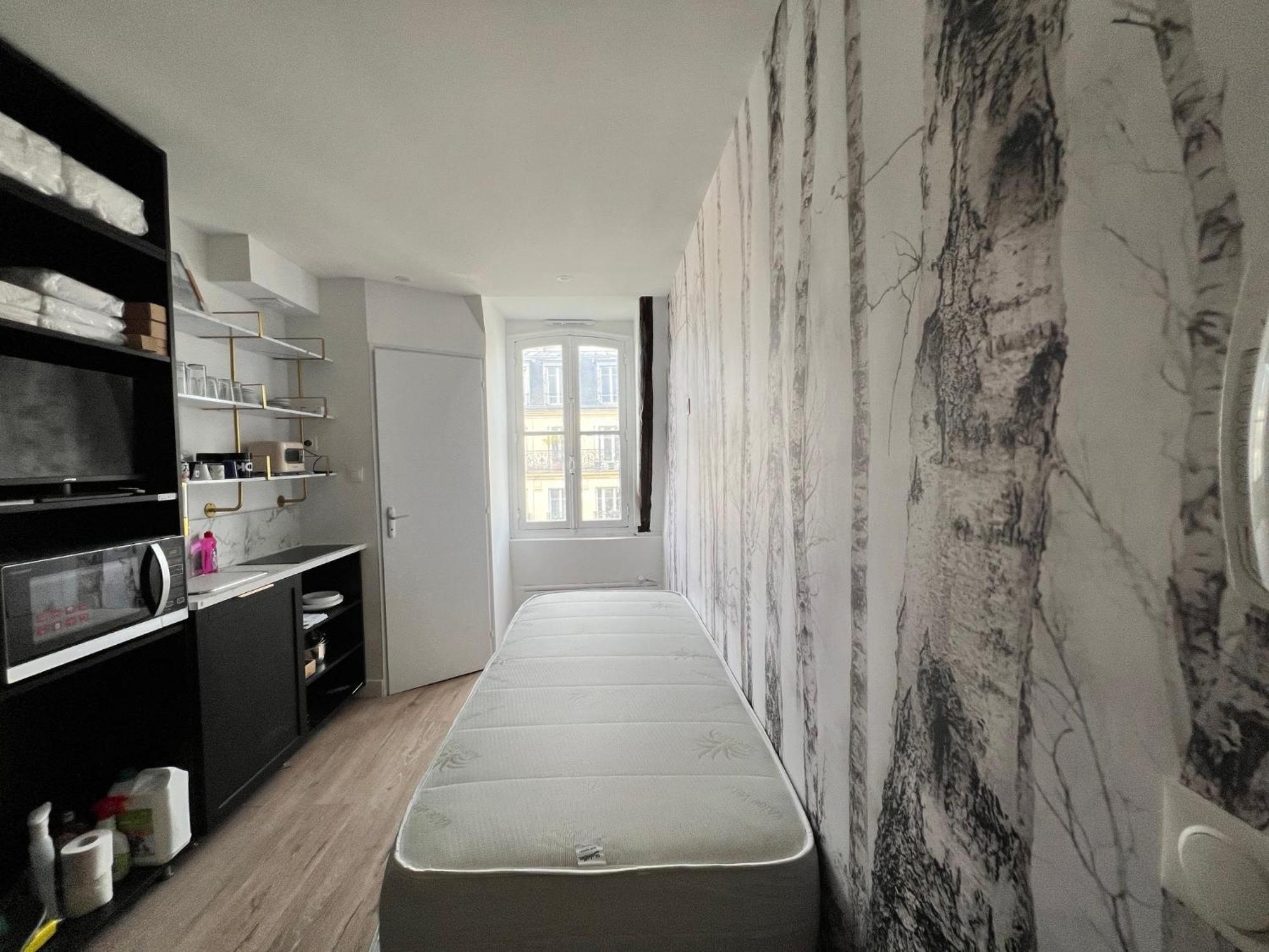 Batignolles, Montmartre Chambre 12M2 , Metro 13 Et 14 パリ エクステリア 写真