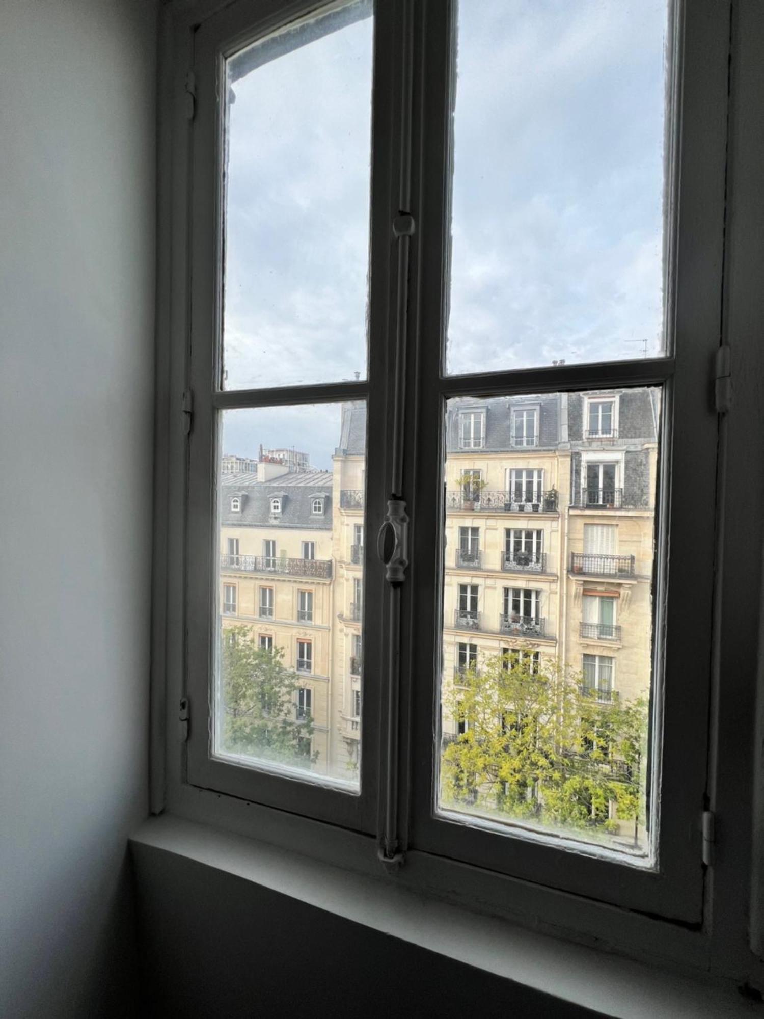 Batignolles, Montmartre Chambre 12M2 , Metro 13 Et 14 パリ エクステリア 写真